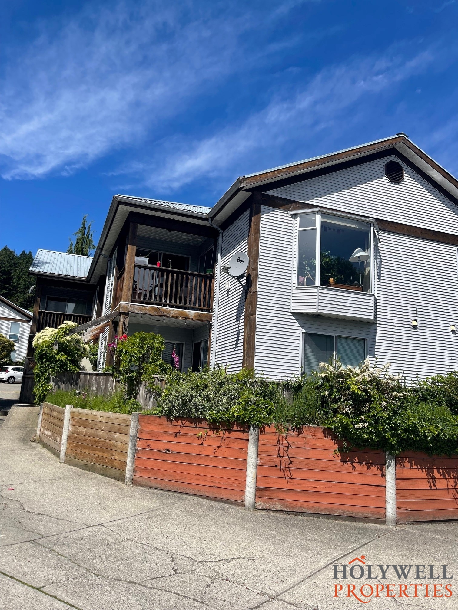 3- 448 Gower Point Rd