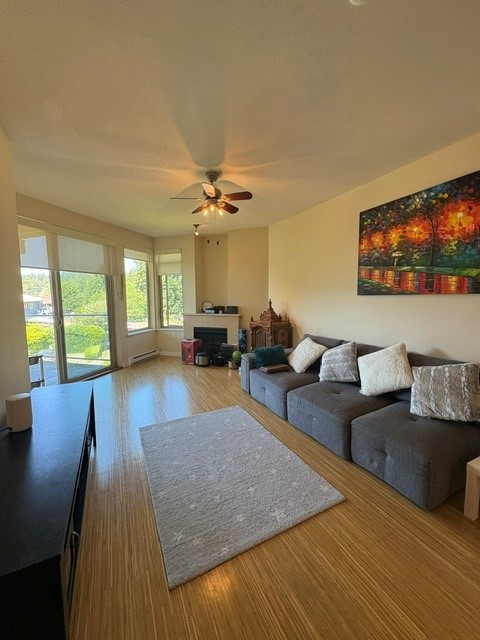 5160 Davis Bay Road