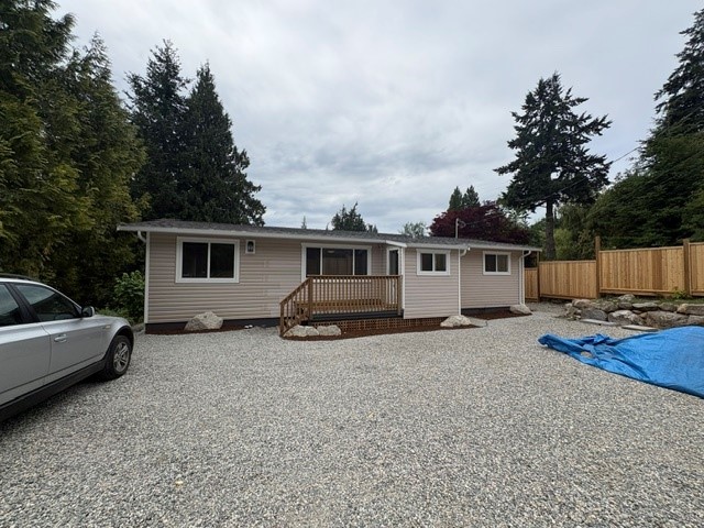 6275 Norwest Bay Road